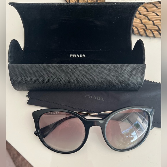 Prada Catwalk Sunglasses PR 17S-F | Gold | Cat Eye - Picture 2 of 7